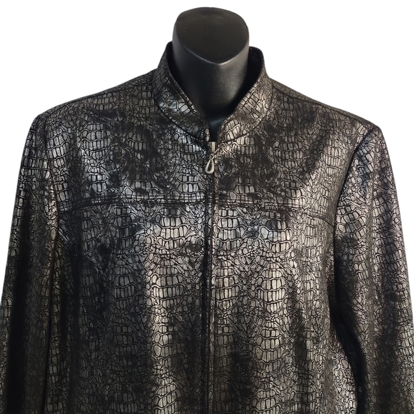 Alfred Dunner Women's Black Gray Metallic Snake Skin Jacket Size 14 - Picture 3 of 7